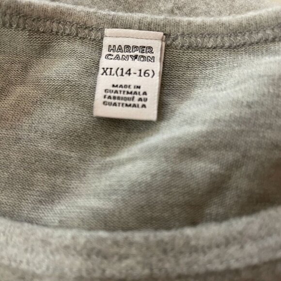 Girls Long Sleeve Crew Neck Pullover Sweater Bundle of 5 Items Size XL - Picture 4 of 16